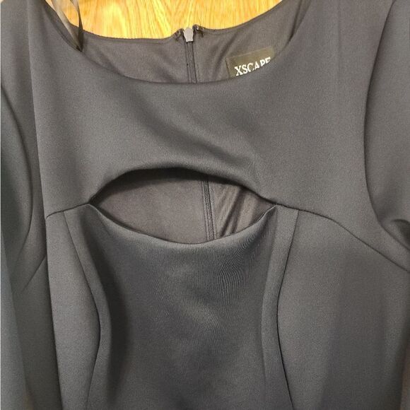 XSCAPE Scuba Boat Neck 3/4 Sleeve Cut-Out Ruched Side Bow Gown Size 18W - Picture 5 of 9